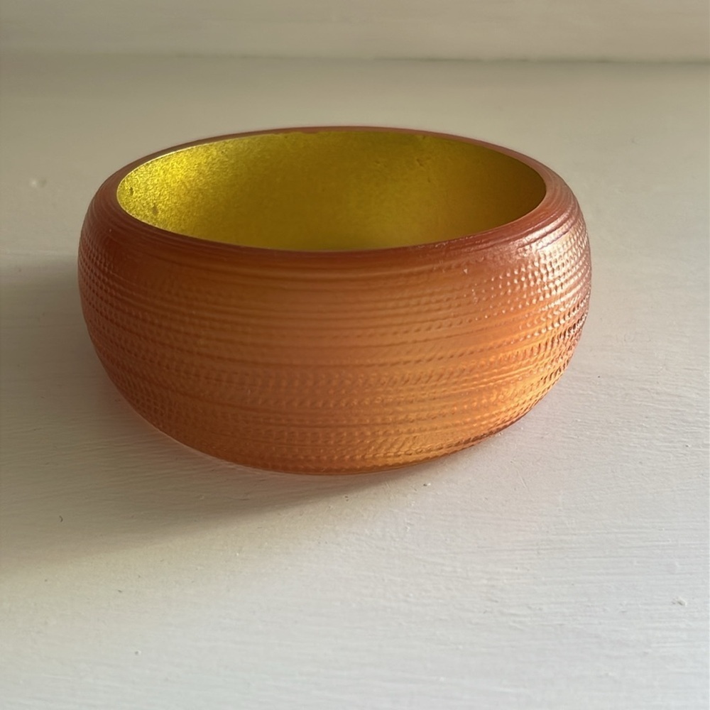 Vintage Style Textured Orange Lucite Chunky Statement Bangle - Picture 3 of 8